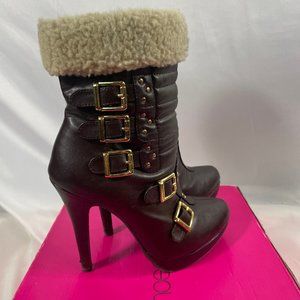Shoedazzle "Mae"  Platform heeled Brown with Gold buckles Booties Size 9